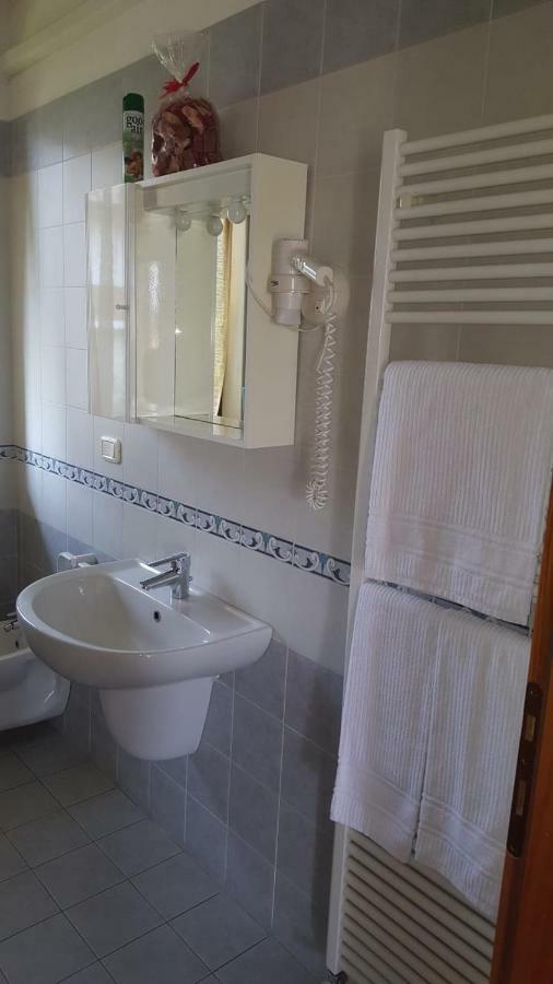 Casa Angela Apartment Cola  Bagian luar foto